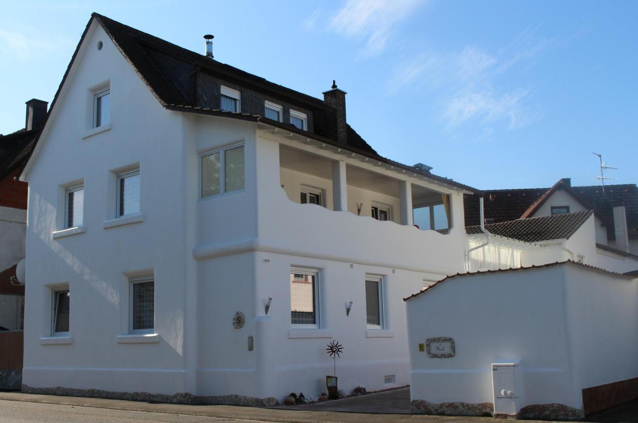 Ferienwohnungen Wie Im Sueden Grossostheim Exterior photo