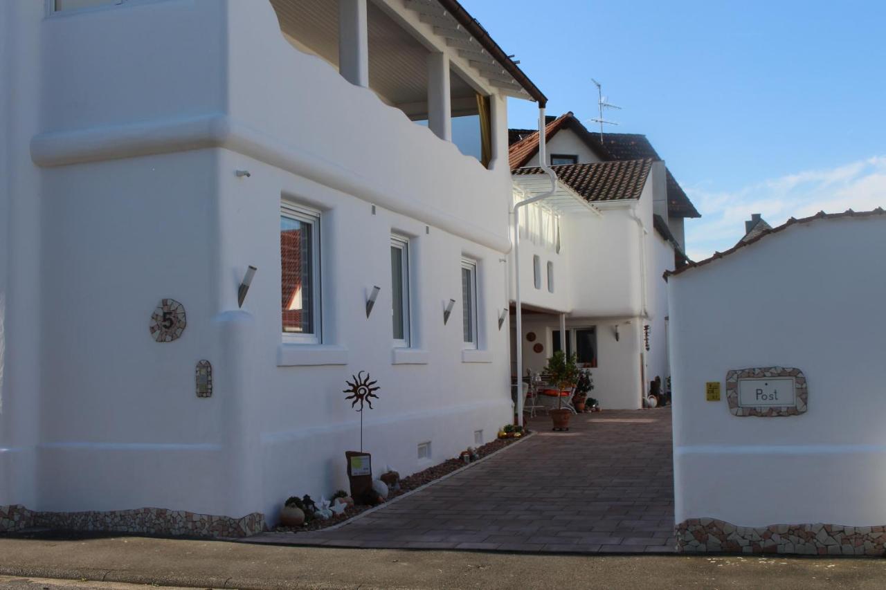 Ferienwohnungen Wie Im Sueden Grossostheim Exterior photo